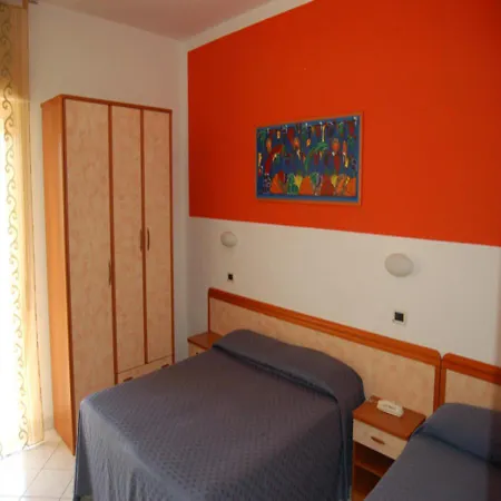 Hotell Danubio 3*